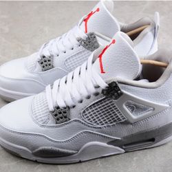 Air Jordan 4's " White Oreo" Sz14 