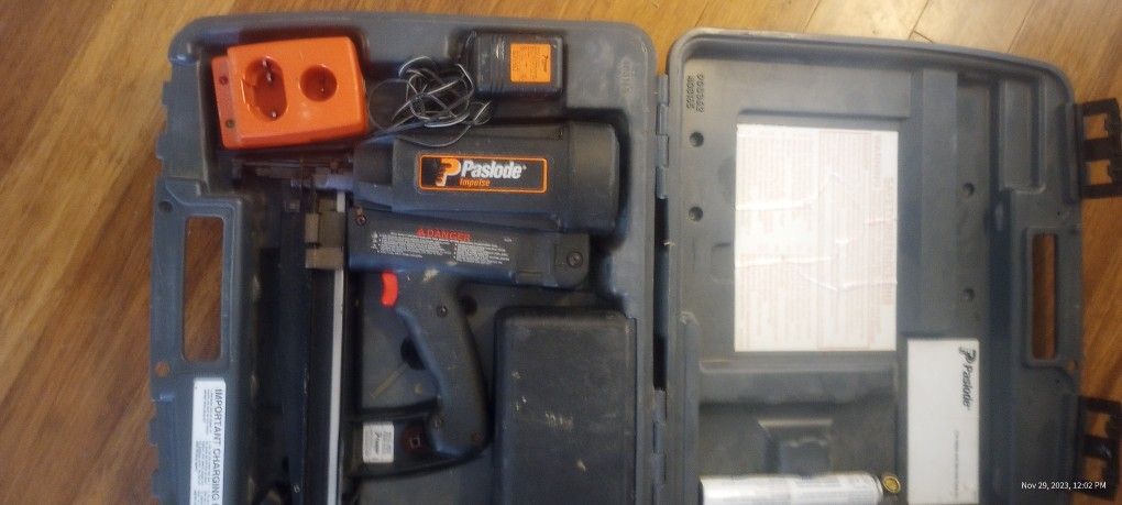 Paslode Impulse Finish Nailer
