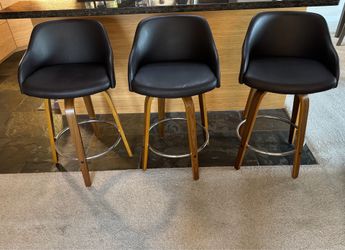 Set of 3 Swivel Bar Stools