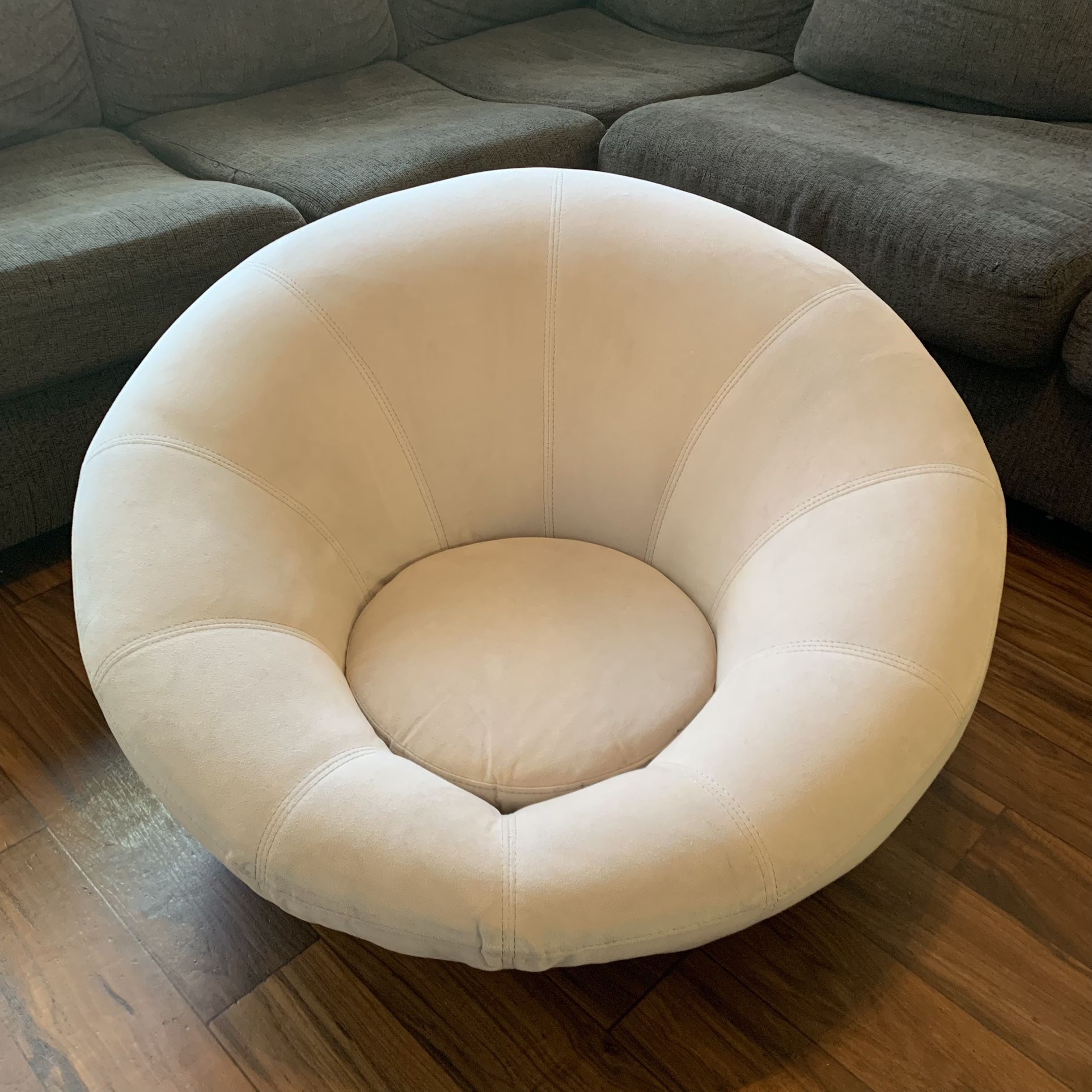 Pottery Barn Teens Performance Everyday Velvet Gray Groovy Swivel Chair