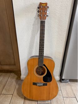 Yamaha Guitar