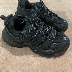 Balenciaga Track
