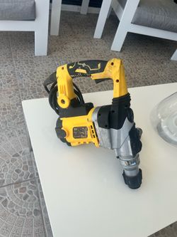 Chippi hammer de walt and drill