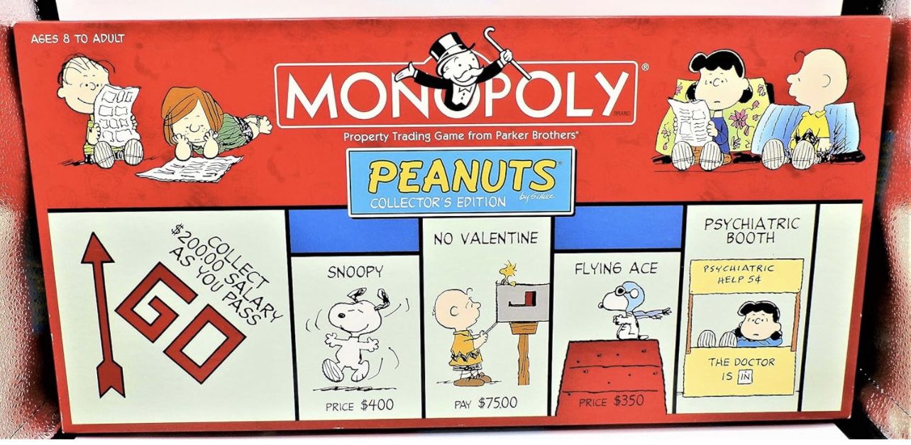 Collectable Peanuts Snoopy monopoly 