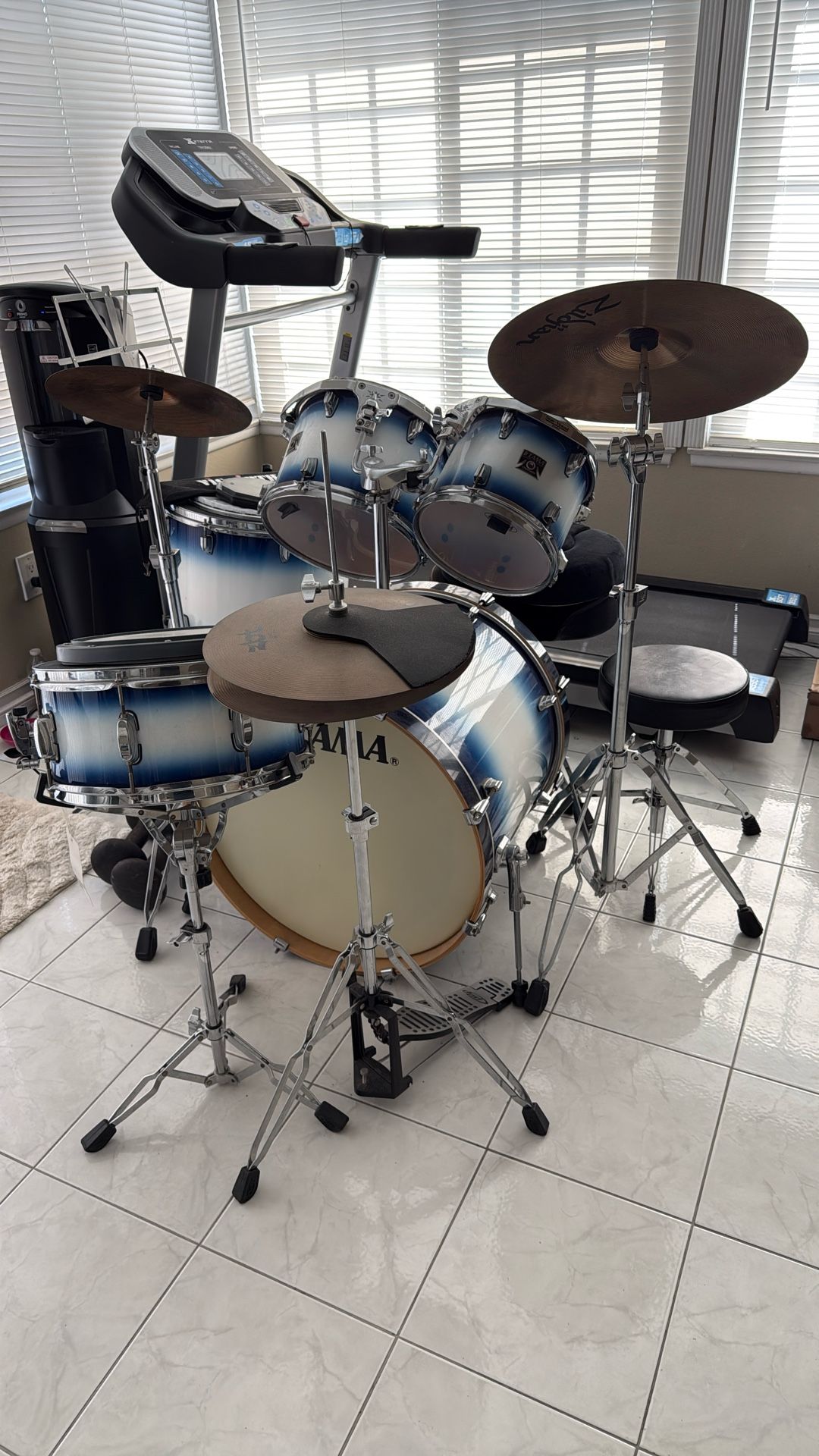 TAMA Drum Set