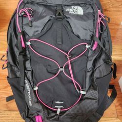 The Borth Face Women's Angstrom 28 Daypack, TNF Black/Glo Pink