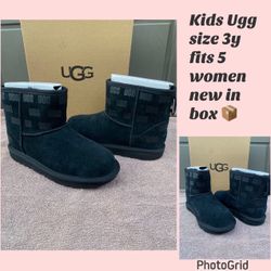 Ugg Kids Size 3 New In Box $88 Firm Cash Or Zelle Only 