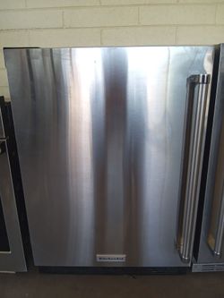 KitchenAid 5ft Built-In Mini Fridge ( Black Cabinet/Stainless Doors )