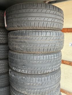 4 USED 21565R17 MICHELIN All Season tires for $250 installed and balance. 21565R17 215-65-17 215-65-R17 215/65/17 215/65/R17 Texas Extreme Tire Co.