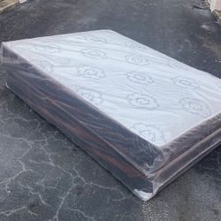 NEW FULL SIZE SET MATTRESS AND BOX SPRING-2pcs
