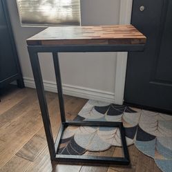 C-Side Table
