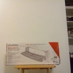 Lippert Manual Radius Single Step 24-inch