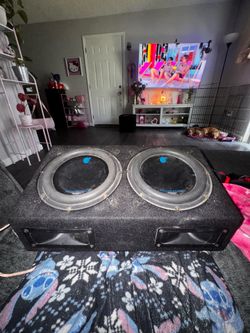 8” planet audio subs and box