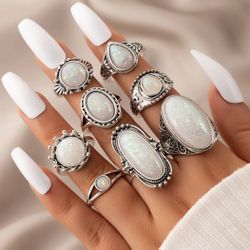 A set of 8women's lady's silver White Stone  rings ring band gift
