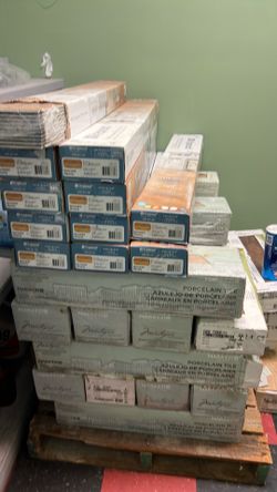 Ceramic tile pallet