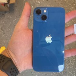 iPhone 13 128GB Factory Unlocked 