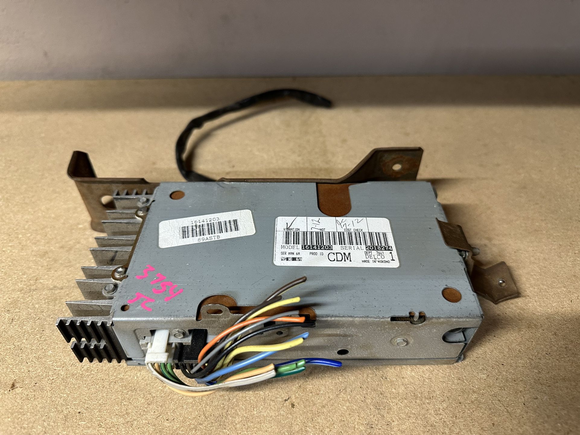 88-94 Chevy-GMC Truck Radio CDM Module Amp BASS/TREBLE Receiver Tuner Corvette