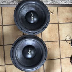 (2) 12” Subs And Amp