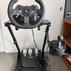 Logitech G920 Driving Force Racing Wheel, Pedals, and Shifter with VEVOR Racing wheel Frame