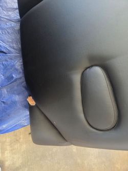 Massage table