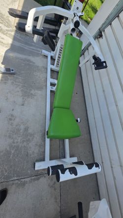 Paramount Plate Loaded Total Chest Gym Equipment