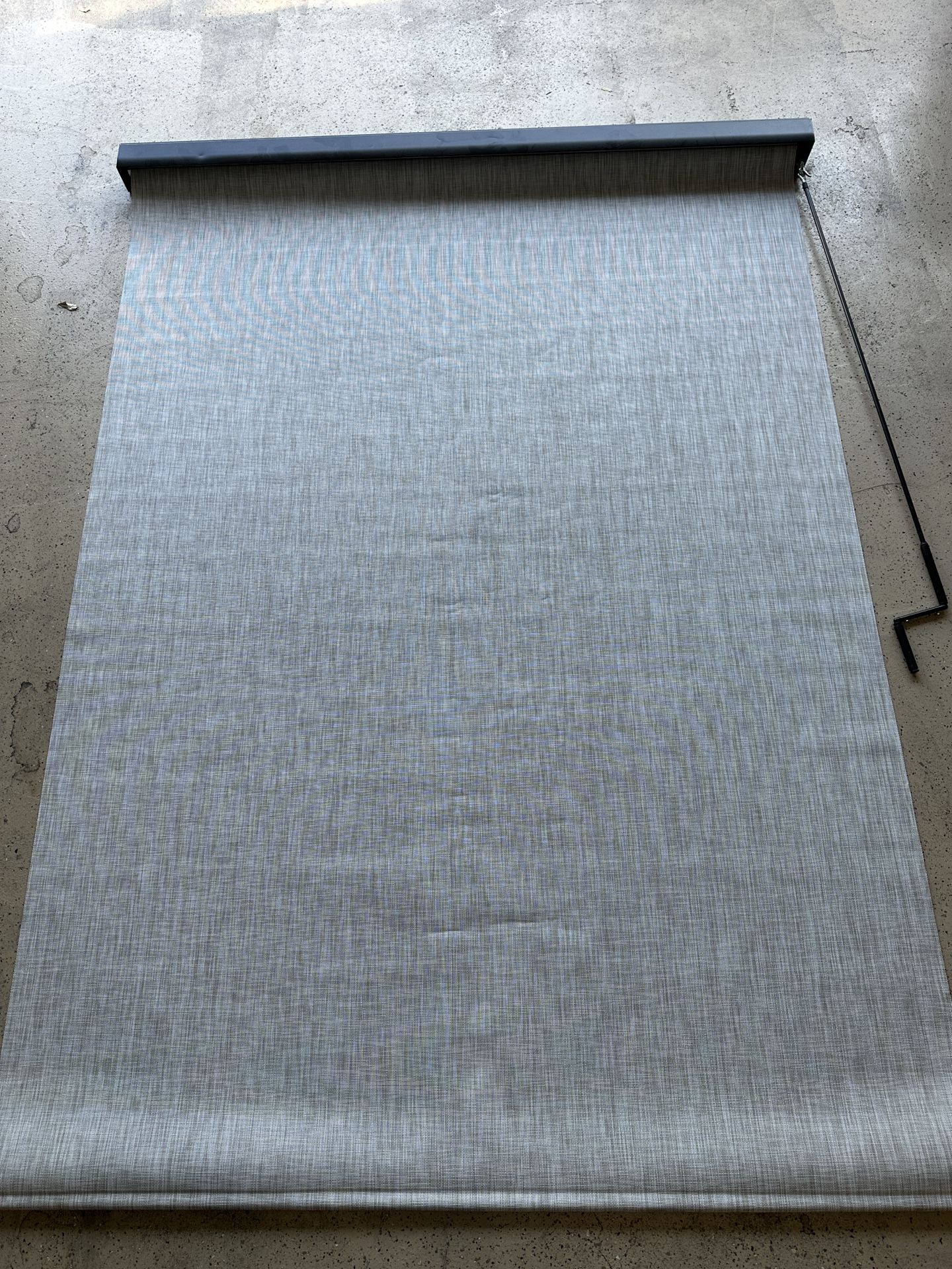 Roller Shade 6' X 8'