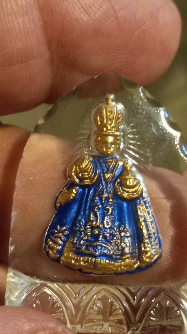 Vtg Mini Glass Statue Carved/Etched Bohemian Crystal 2" x 1"