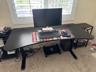 Black gaming / computer desk