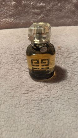 Givenchy L’interdit Demonstration 