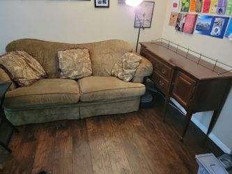 Free couch and dining room table Claremont San Diego