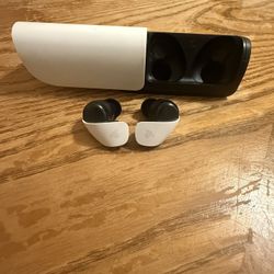 Earbuds  