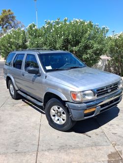 1998 Nissan Pathfinder