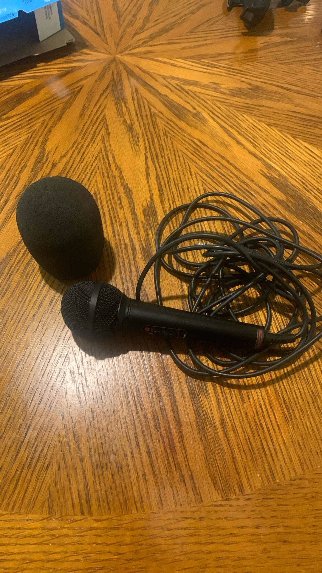 Microphone