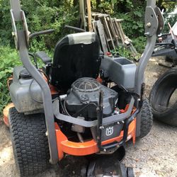 Husqvarna Zero Turn 52inch