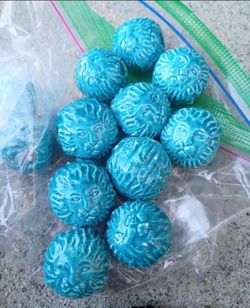 Beads Large Vintage Japanese Blue Lion Beads $2 Each