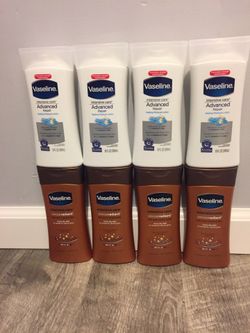 Bundle Vaseline lotion 295ml each bottle $20/pick up Gahanna