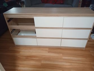 MODERN 9 DRAWERS DRESSER /CHEST OF DRAWERS