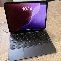 11-inch M4 iPad Pro