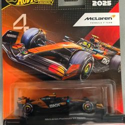 Hot Wheels McLaren Formula 1 Premium