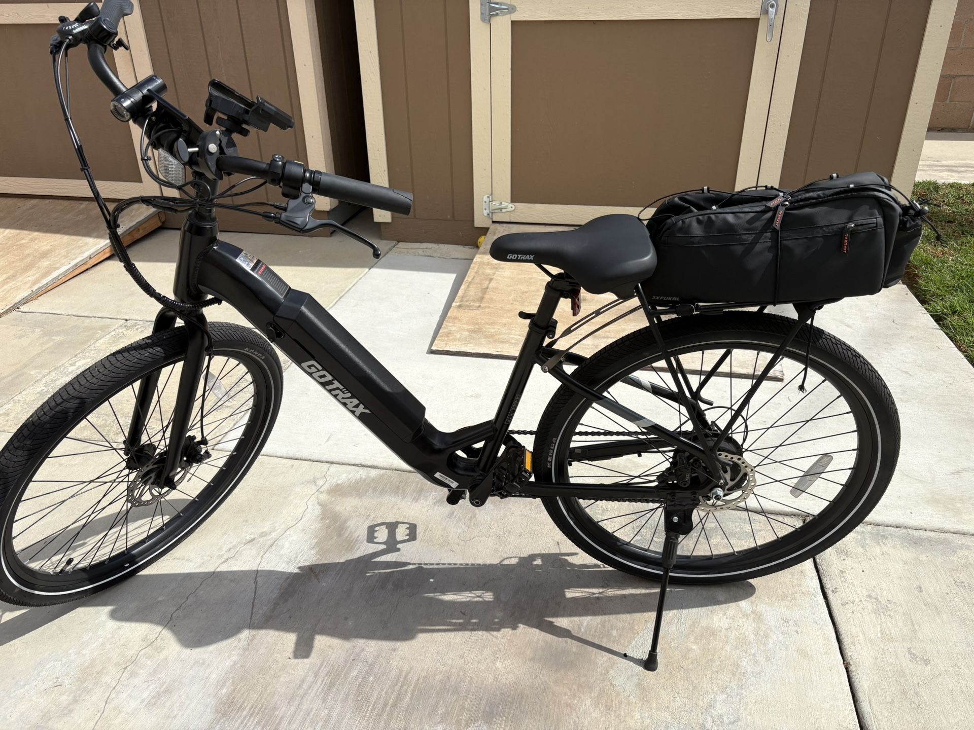 GoTrax 7 Speed e-bike