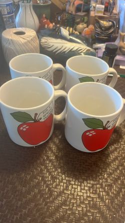 Hallmark For A Special Teacher White Ceramic Apple Cup Mug 8 Oz Made In Japan