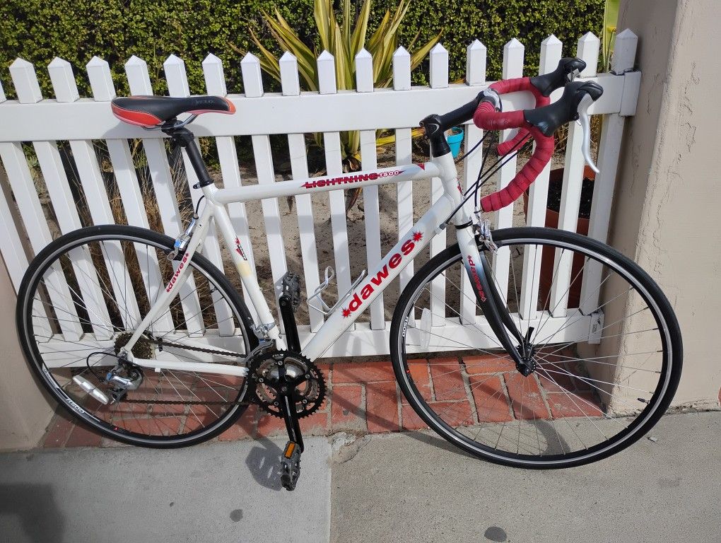 Dawes 1500 Lightning Road Bicycle