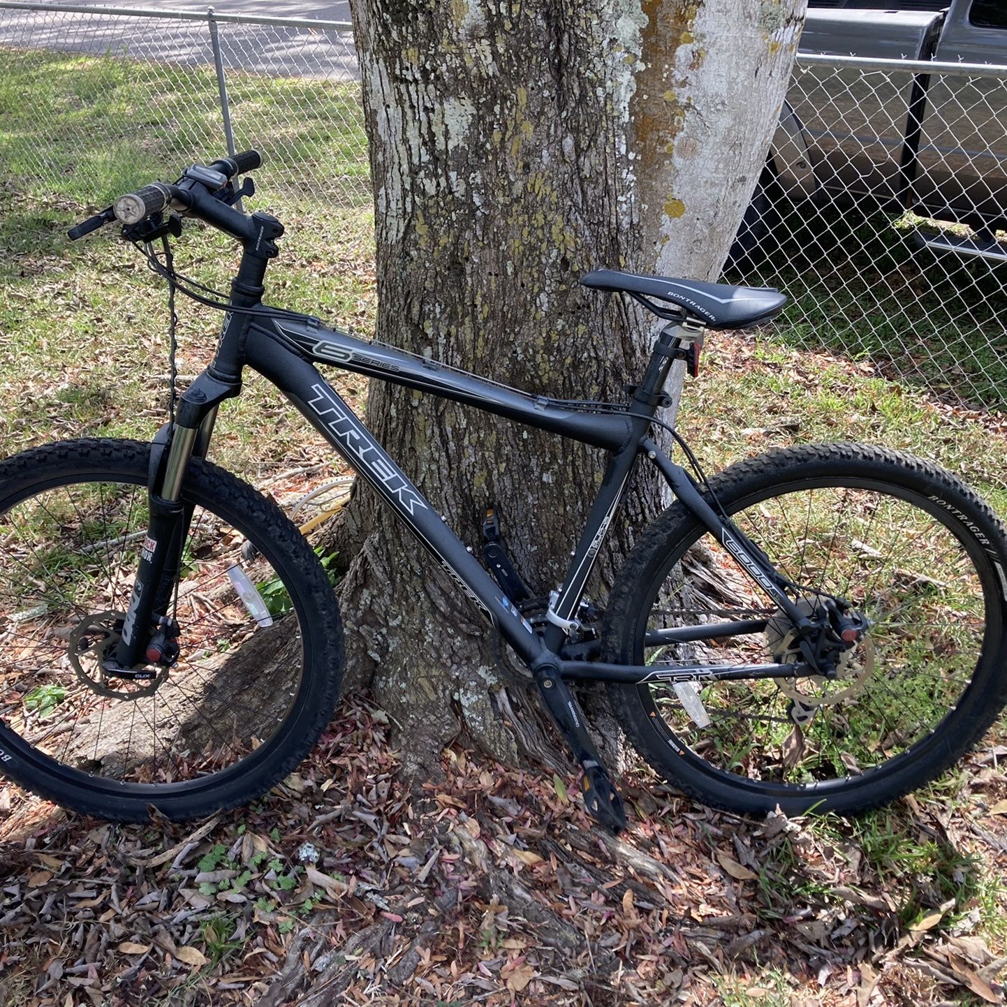 Trek 6000 Bontrager Mountain Bike for Sale in Apopka FL OfferUp