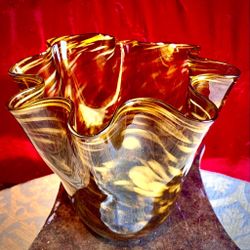 Beautiful wide Murano glass style vase H8.5xW9 inch Lbs 2.95 Fusion glass art, Murano art style from Italy Beautiful wide vase in brown gold colors Ex