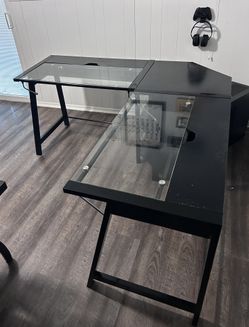 Black L Desk