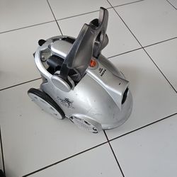 **Bagless Vacumm Cleaner**
