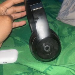 Beats Solo 4 