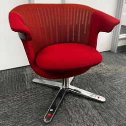 Steelcase i2i Lounge Chair | Clearance Sale! $300 Off