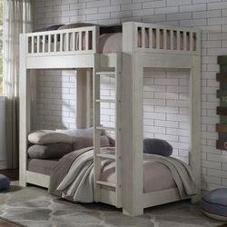 Twin/ Twin Bunk Bed 