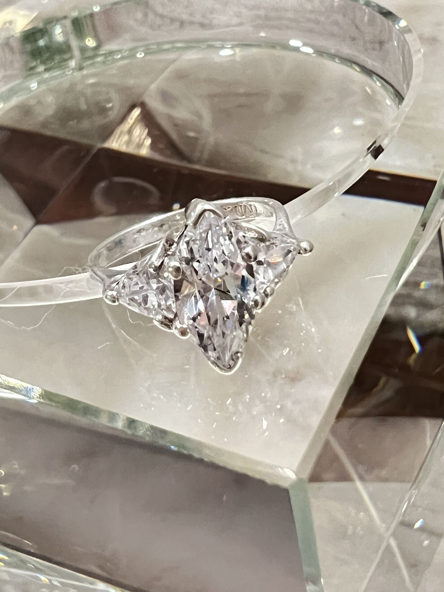 Ring Beautiful 925 ring size 6